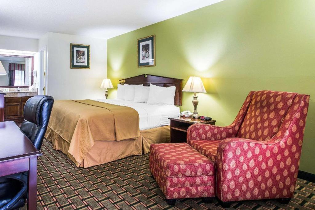 Quality Inn Eastman Экстерьер фото
